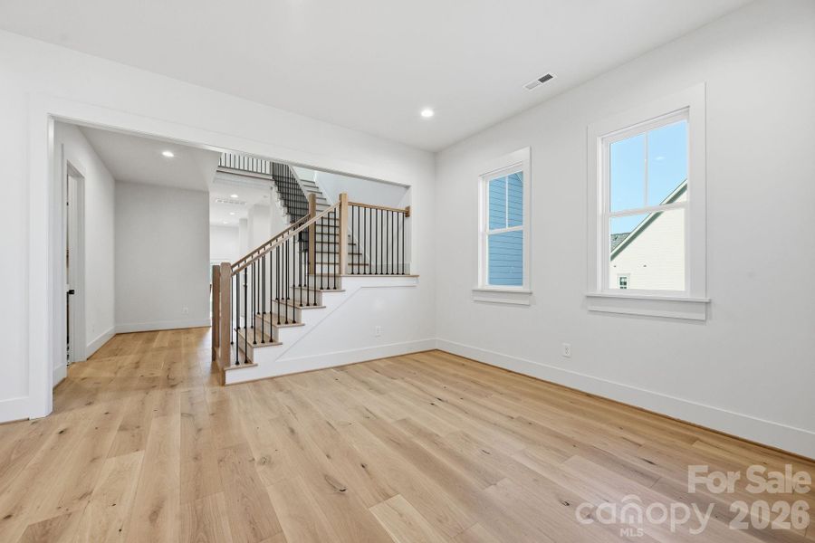 Spacious, unfurnished interior of a new home in The River District, Charlotte (Image 15).