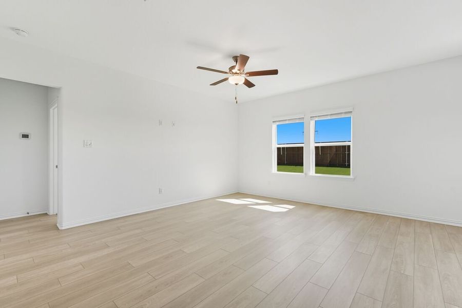 Spacious, unfurnished interior of a new home in River Ridge, Crandall (Image 13). Spacious, unfurnished interior of a new home in River Ridge, Crandall (Image 13).