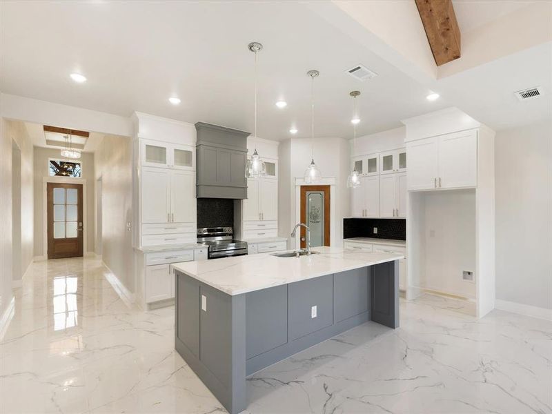 Furnished interior view inside a new home in , Fort Worth (Image 7).