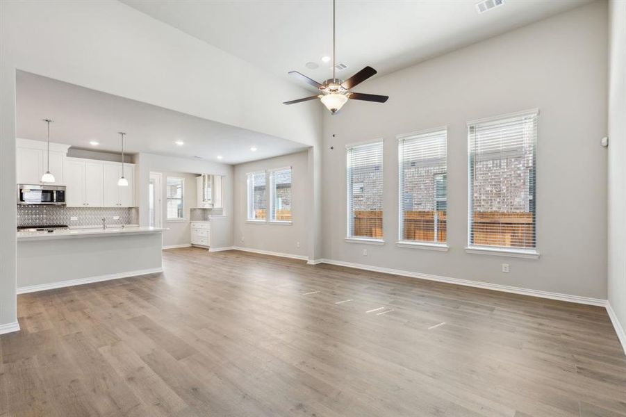 5-2445Auburn_005 5-2445Auburn_005