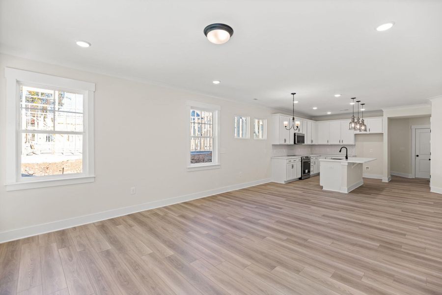 Spacious, unfurnished interior of a new home in Harbor Crossing, Greensboro (Image 28).