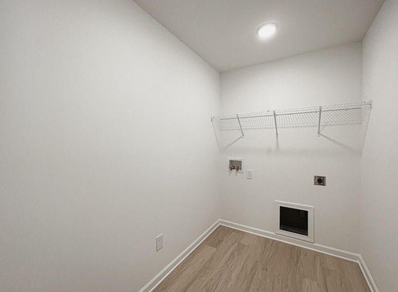 Spacious, unfurnished interior of a new home in East Main Townes, Spartanburg (Image 18).