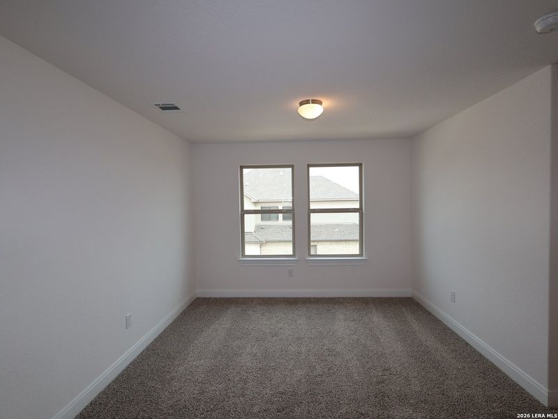 Spacious, unfurnished interior of a new home in Everly Estates, San Antonio (Image 19).