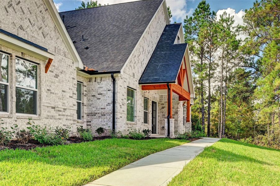 Exterior details and patio area of a home in , Montgomery (Image 28).