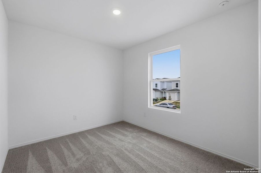 Spacious, unfurnished interior of a new home in Aston Park: Wellton Collection, San Antonio (Image 21).