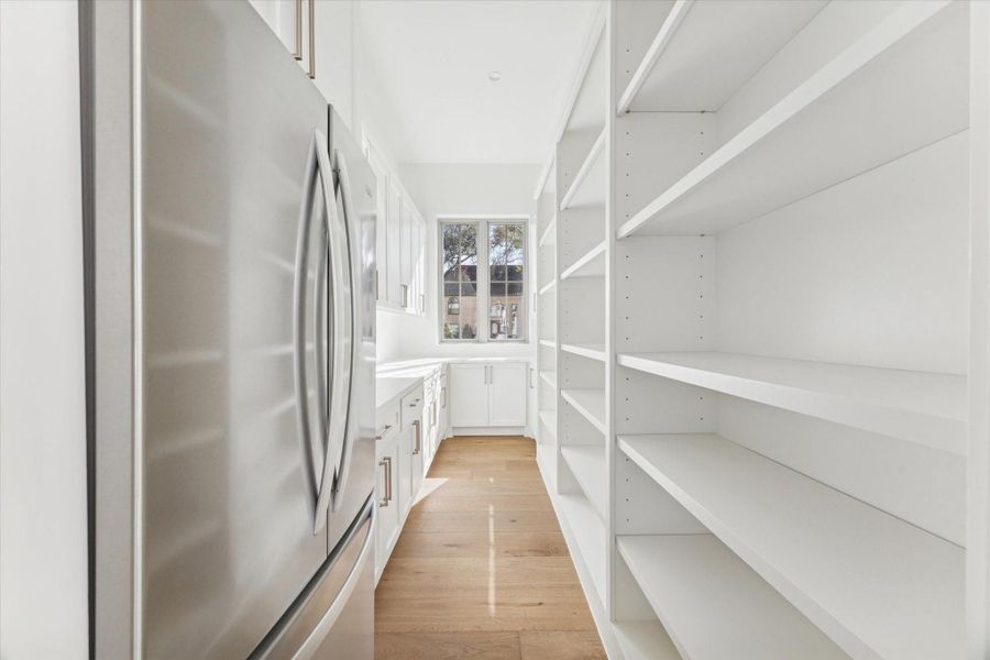 Spacious, unfurnished interior of a new home in , Spring Valley Village (Image 22).