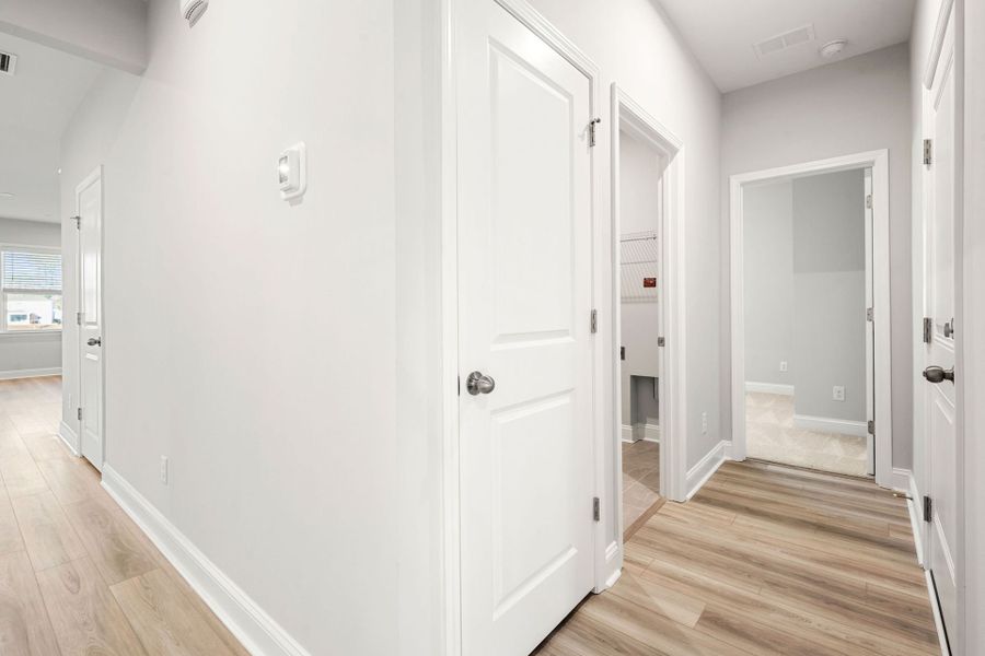 Spacious, unfurnished interior of a new home in Salem Bay, Beaufort (Image 16).