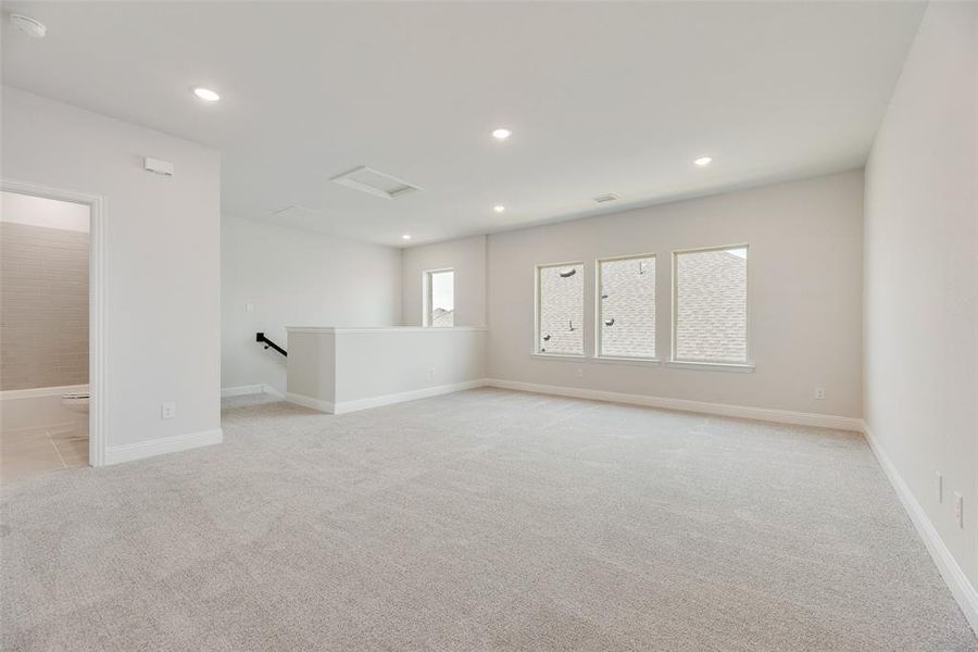 Spacious, unfurnished interior of a new home in Arbors at Legacy Hills, Celina (Image 31). Spacious, unfurnished interior of a new home in Arbors at Legacy Hills, Celina (Image 31).