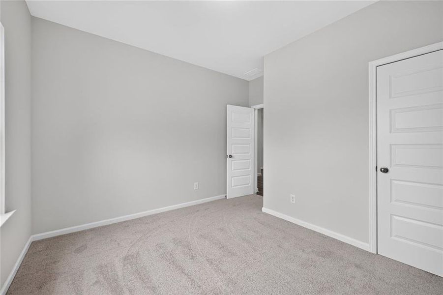 Spacious, unfurnished interior of a new home in Allen Manor, Hoschton (Image 21).