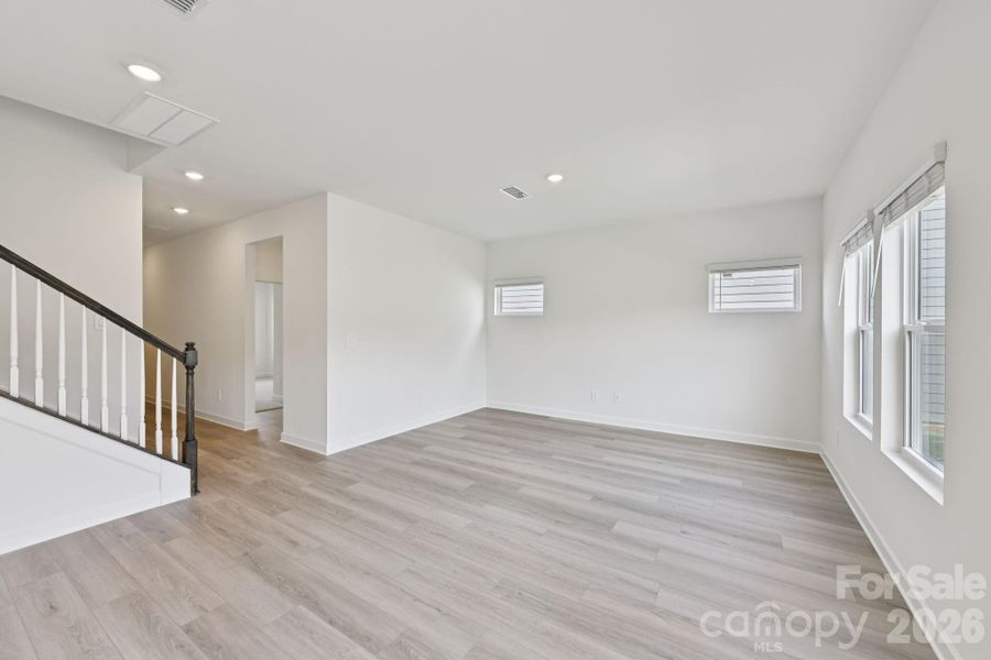 Photo is not of the actual home, but is an inspirational photo of builder’s model home and may depict options, furnishings, and/or decorator features that are not included Photo is not of the actual home, but is an inspirational photo of builder’s model home and may depict options, furnishings, and/or decorator features that are not included