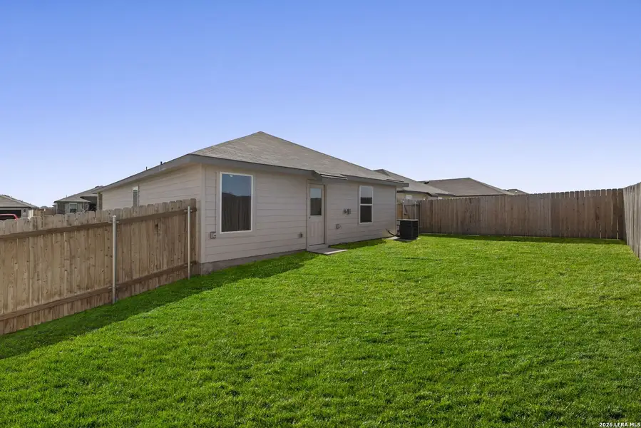 Exterior details and patio area of a home in Arroyo Ranch, Seguin (Image 3).