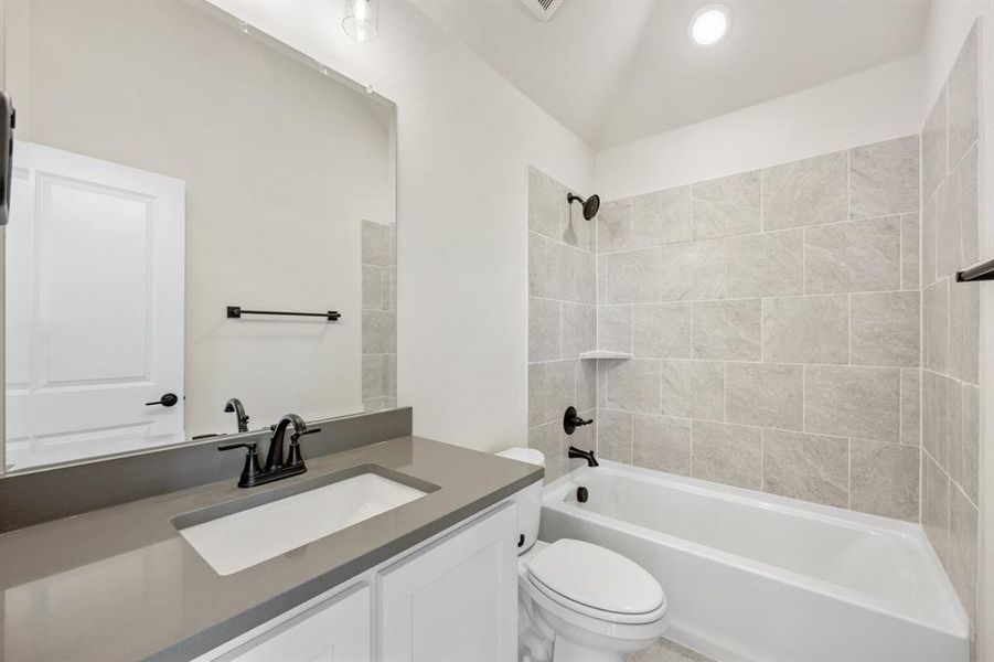 Image 28 of a home in Woodstone. Image 28 of a home in Woodstone.