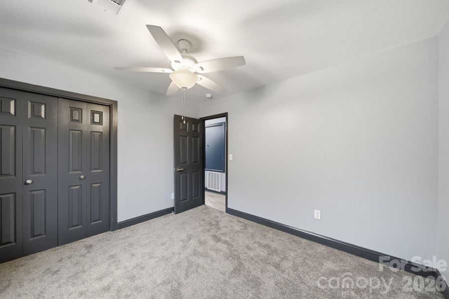Spacious, unfurnished interior of a new home in , Orangeburg (Image 33).
