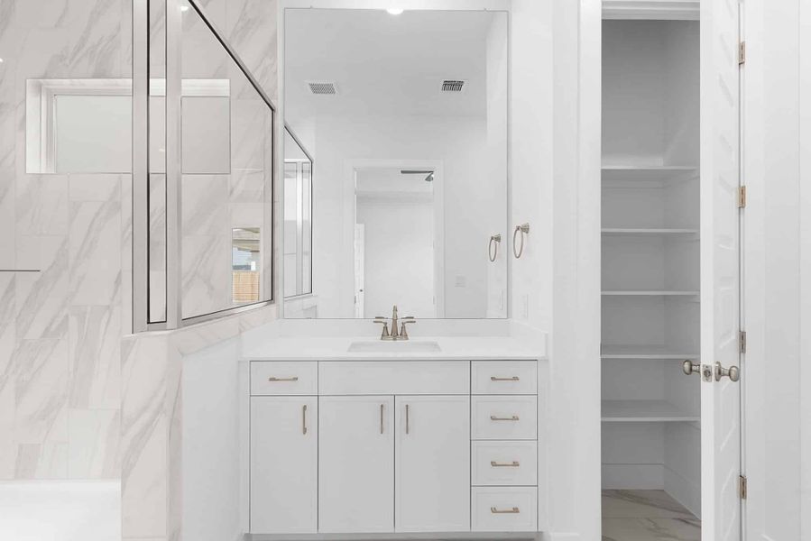 Furnished interior view inside a new home in Nolina, Georgetown (Image 8).