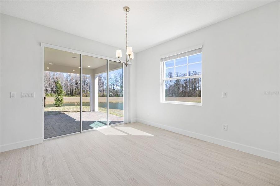 Spacious, unfurnished interior of a new home in , Winter Garden (Image 39).