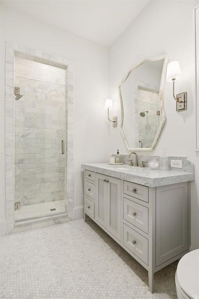 Furnished interior view inside a new home in , Dallas (Image 14).