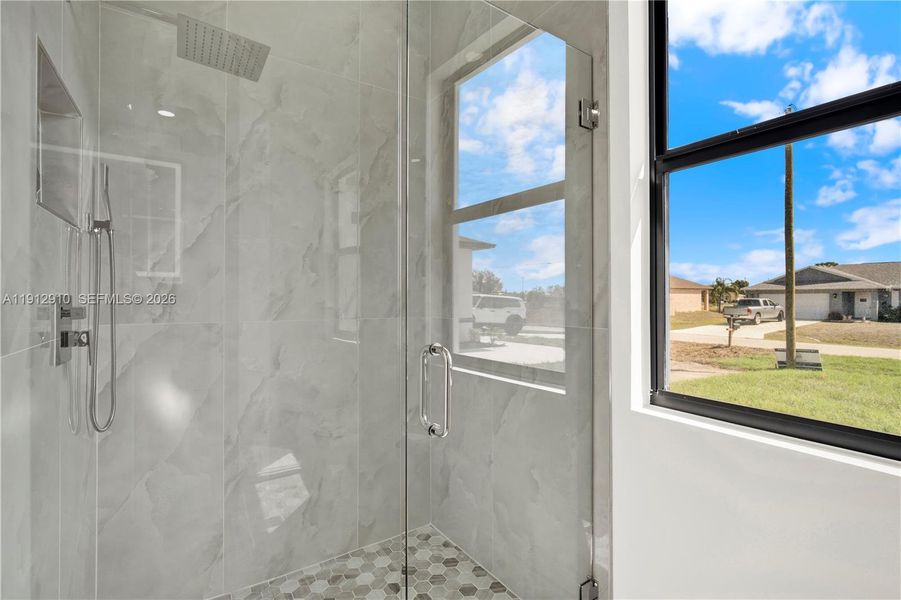 Image 20 of a home in .