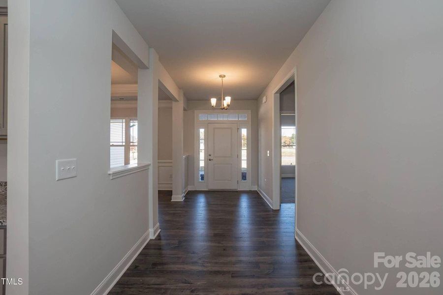 Spacious, unfurnished interior of a new home in Cardiff Glyn, Catawba (Image 27).