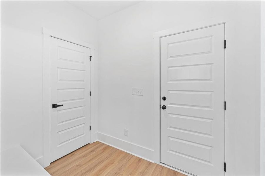 Spacious, unfurnished interior of a new home in , Braselton (Image 32).