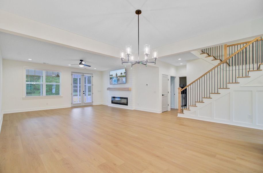 Spacious, unfurnished interior of a new home in , Summerville (Image 53).