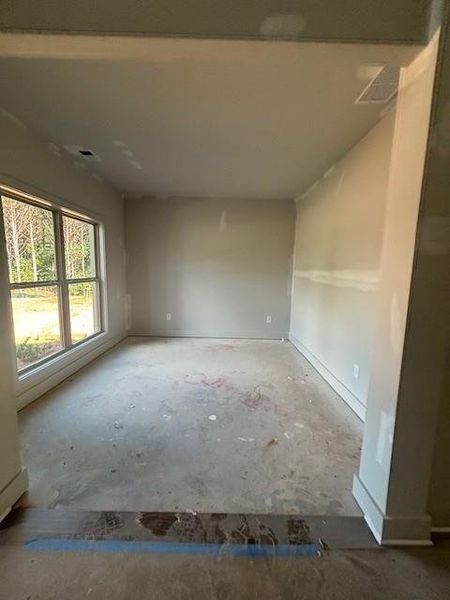 Spacious, unfurnished interior of a new home in Le Jardin, Fairburn (Image 9). Spacious, unfurnished interior of a new home in Le Jardin, Fairburn (Image 9).