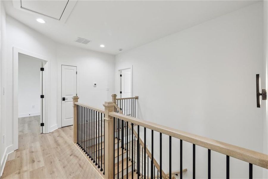 Spacious, unfurnished interior of a new home in , Atlanta (Image 29).