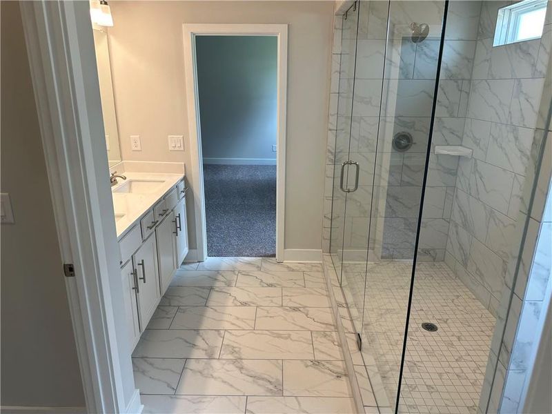 Spacious, unfurnished interior of a new home in Rosewood Lake Estates, Hoschton (Image 34).