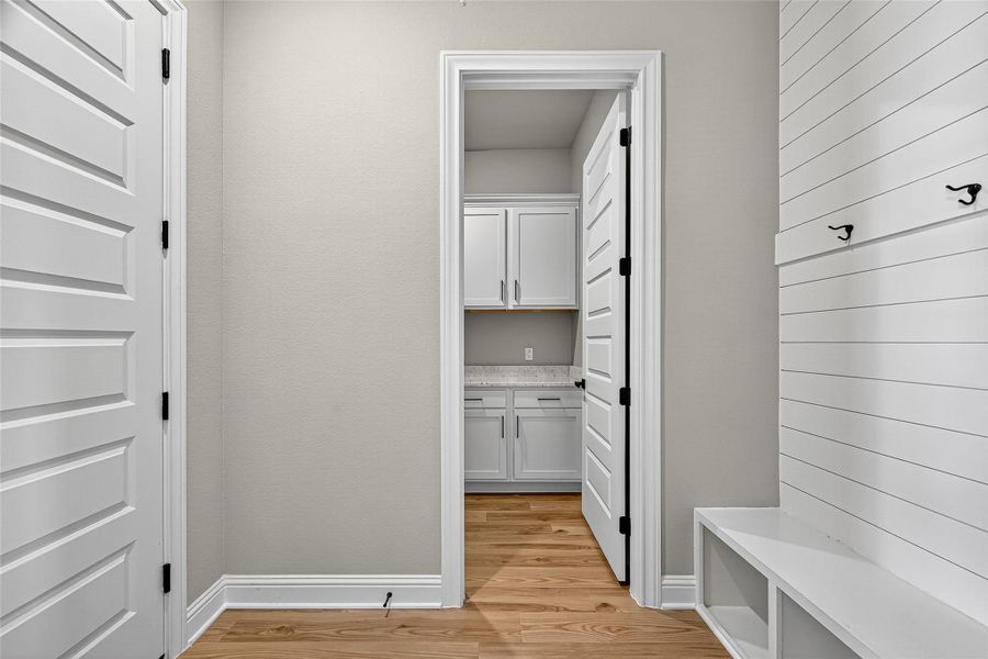 Spacious, unfurnished interior of a new home in Sierra Vista, Iowa Colony (Image 18). Spacious, unfurnished interior of a new home in Sierra Vista, Iowa Colony (Image 18).
