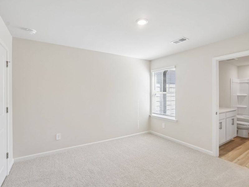 Spacious, unfurnished interior of a new home in Artisan Walk, Fairburn (Image 15). Spacious, unfurnished interior of a new home in Artisan Walk, Fairburn (Image 15).