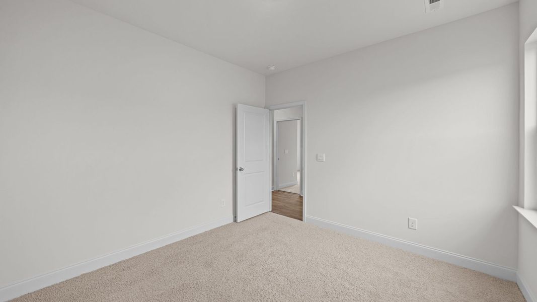 Spacious, unfurnished interior of a new home in Dail Farm, Farmville (Image 24).