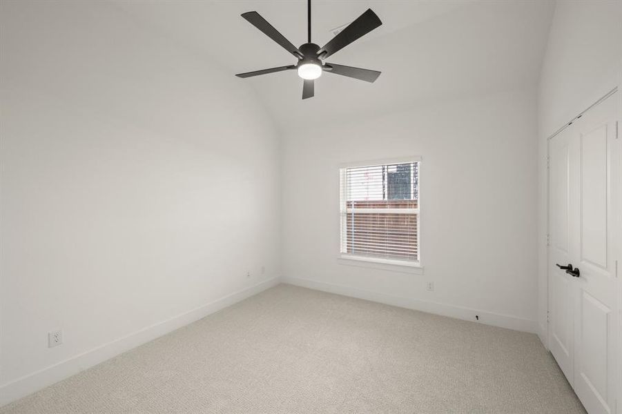 9904 CAsa Frontera- Utility-1