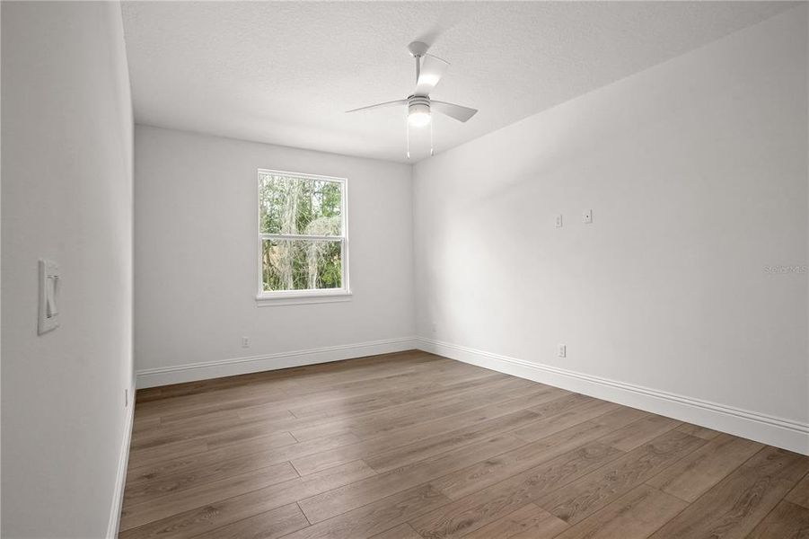 Spacious, unfurnished interior of a new home in , Apopka (Image 48).