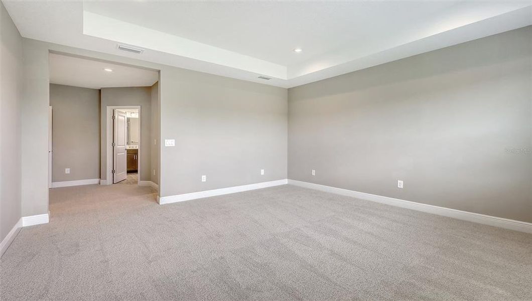 Spacious, unfurnished interior of a new home in Palm Grove, Lakewood Ranch (Image 19). Spacious, unfurnished interior of a new home in Palm Grove, Lakewood Ranch (Image 19).