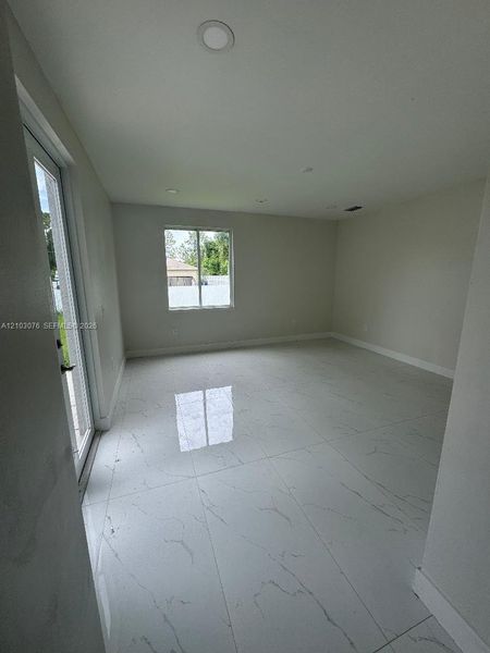 Image 6 of a home in .