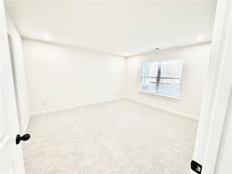 Spacious, unfurnished interior of a new home in Silver Leaf, Dawsonville (Image 14).