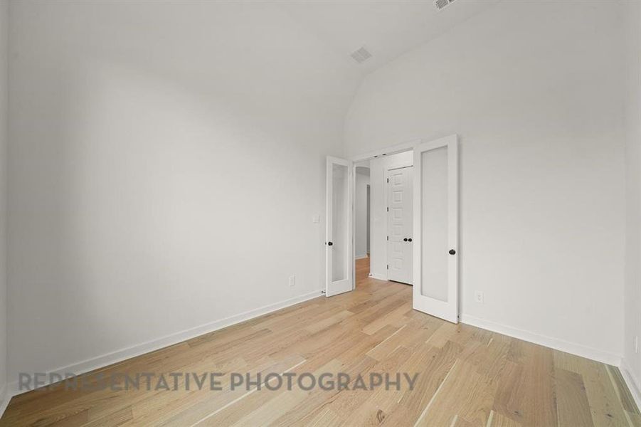 Spacious, unfurnished interior of a new home in Sandbrock Ranch, Aubrey (Image 15).