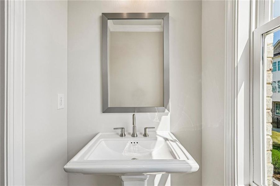 Close-up of interior finishes inside a home in Waterside Townhomes, Peachtree Corners (Image 21).