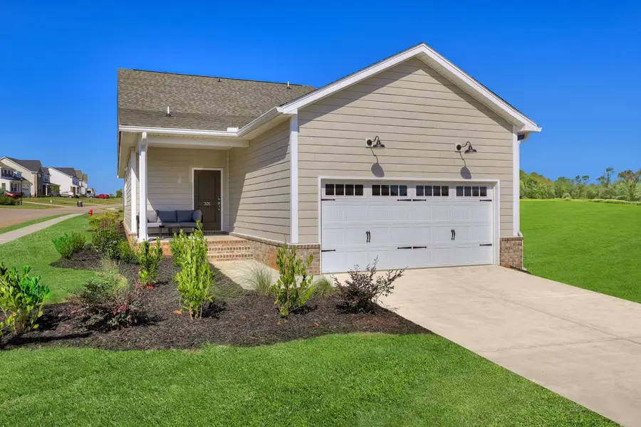 Rear Exterior Rear Exterior