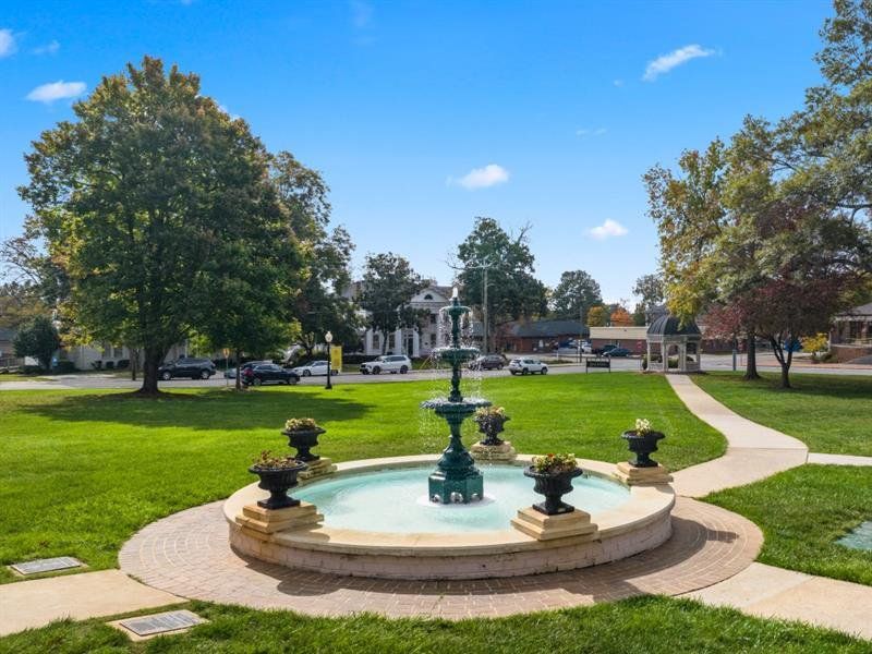Image 29 of a home in Falcon Landing.