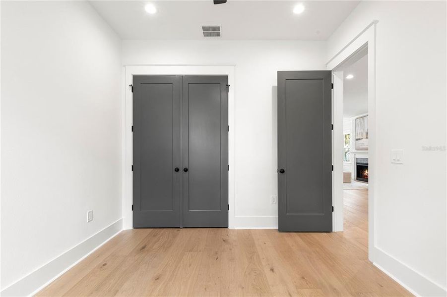 Spacious, unfurnished interior of a new home in , Tampa (Image 54). Spacious, unfurnished interior of a new home in , Tampa (Image 54).