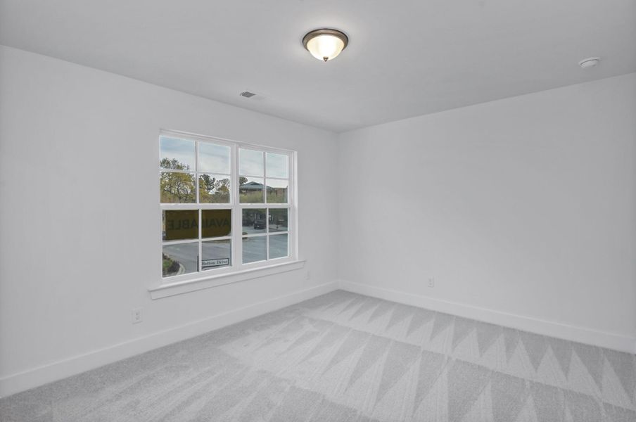 Spacious, unfurnished interior of a new home in Lake Carolina Townhomes, Columbia (Image 27).