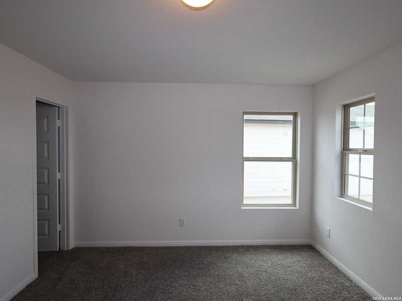 Spacious, unfurnished interior of a new home in Cinco Lakes, San Antonio (Image 23). Spacious, unfurnished interior of a new home in Cinco Lakes, San Antonio (Image 23).