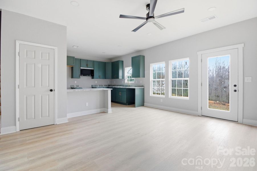 Spacious, unfurnished interior of a new home in , Statesville (Image 14).