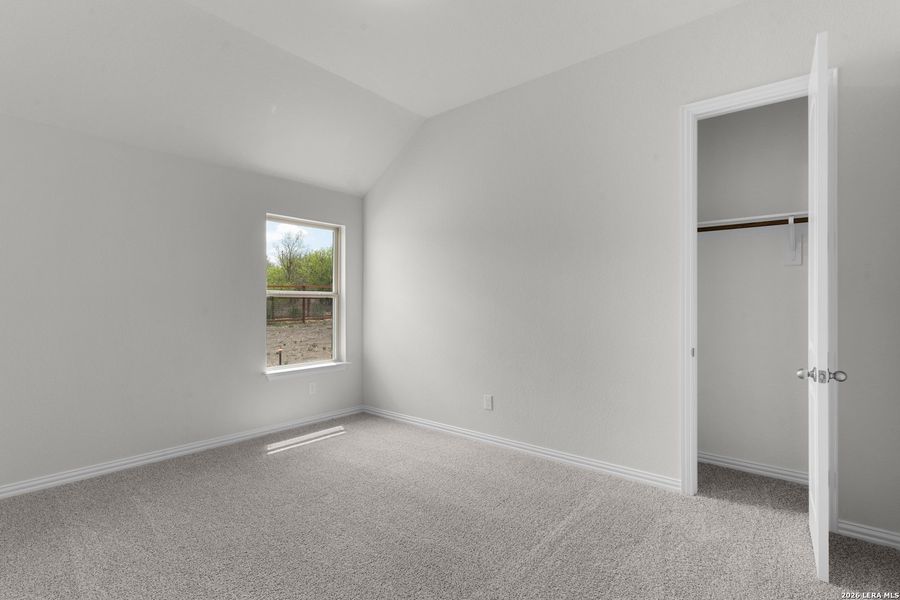 Spacious, unfurnished interior of a new home in The Crossvine, Schertz (Image 16).