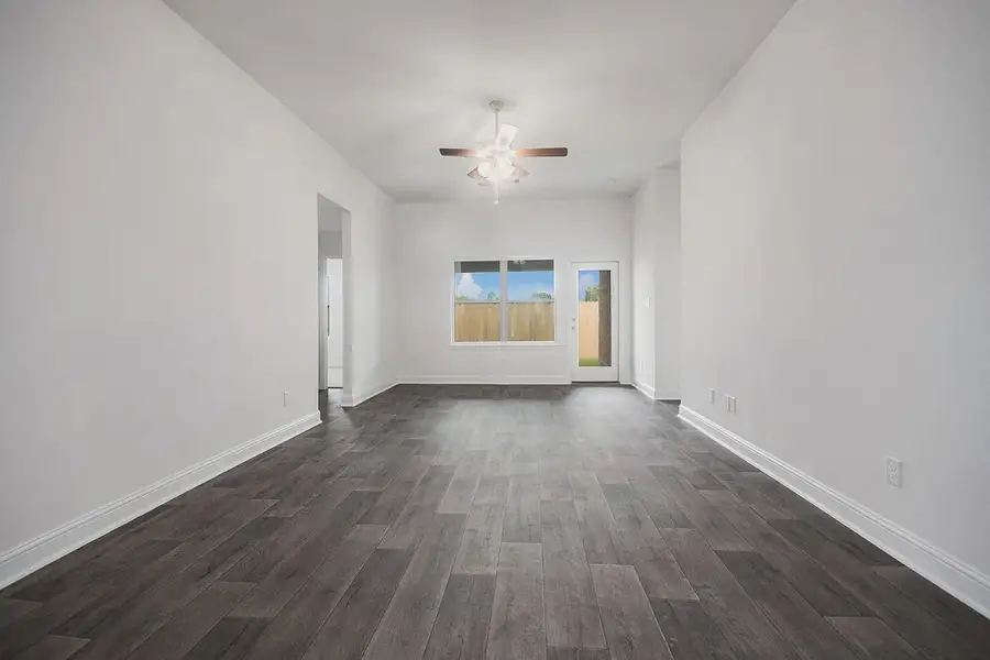 Spacious, unfurnished interior of a new home in Kiber Reserve, Angleton (Image 6). Spacious, unfurnished interior of a new home in Kiber Reserve, Angleton (Image 6).