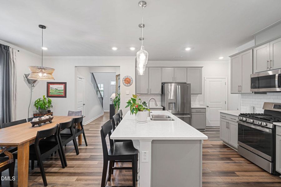 46-web-or-mls-4004-mount-moran-rd