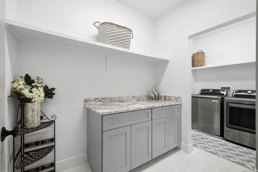 Furnished interior view inside a new home in , Boerne (Image 10).