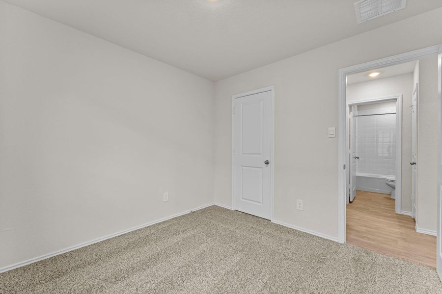 Spacious, unfurnished interior of a new home in Sunset Oaks, Maxwell (Image 15). Spacious, unfurnished interior of a new home in Sunset Oaks, Maxwell (Image 15).