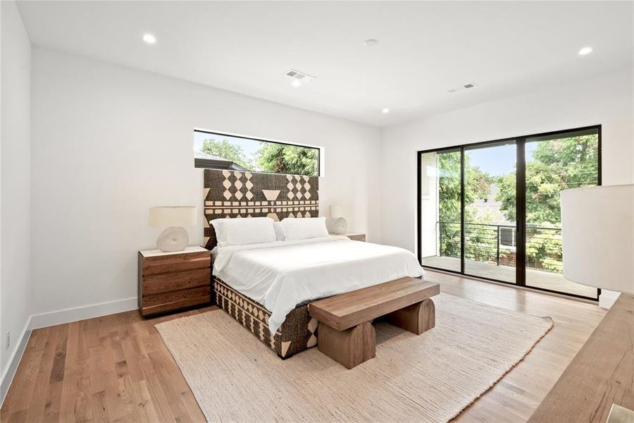 Furnished interior view inside a new home in , Dallas (Image 14). Furnished interior view inside a new home in , Dallas (Image 14).