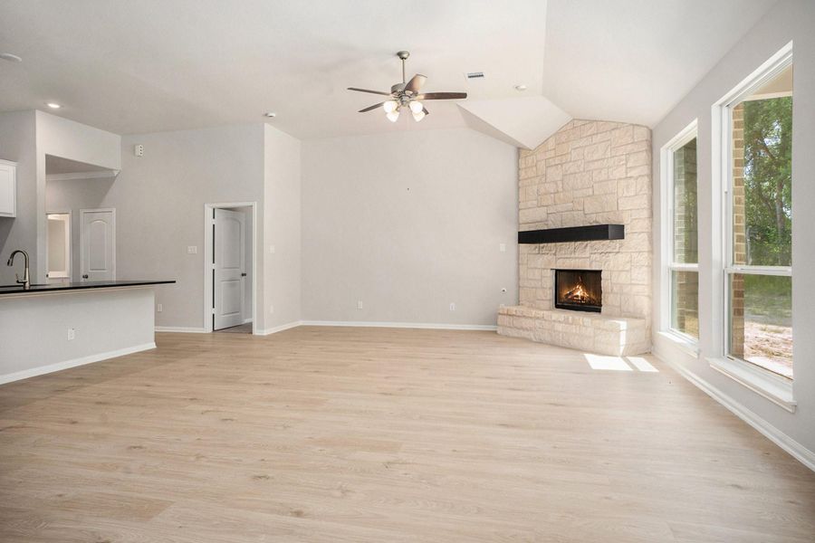 Image 13 of a home in Encino Estates. Image 13 of a home in Encino Estates.